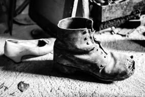 Old Shoes Black And