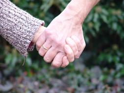 Hold Hands Keep