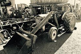 Tractor Old Used