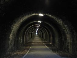 Tunnel Dark