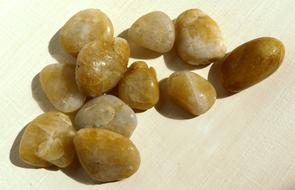 Pebbles Quartz Stones