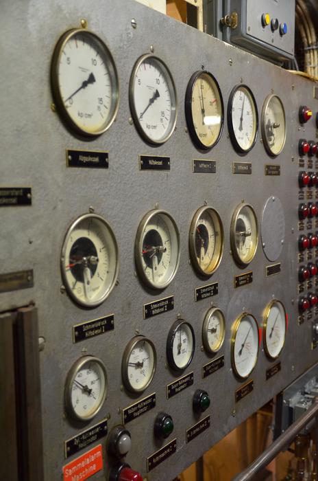 clock switch on the panel