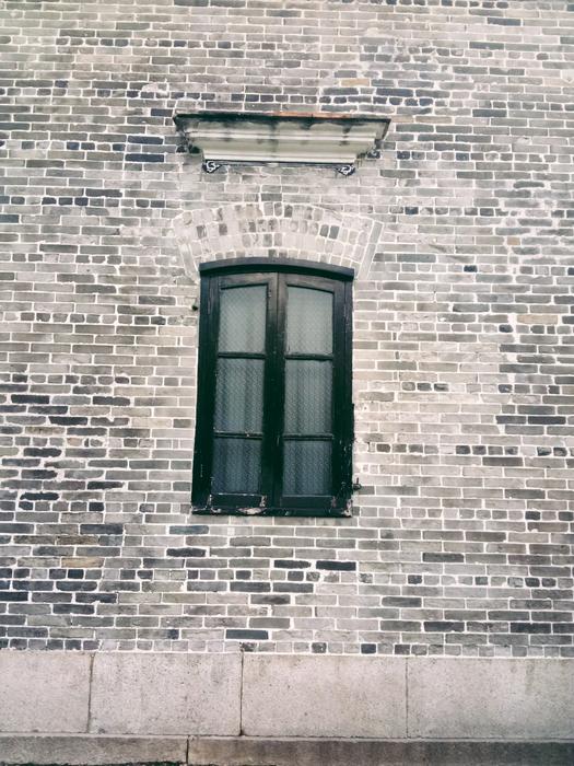 Windows Wall Old