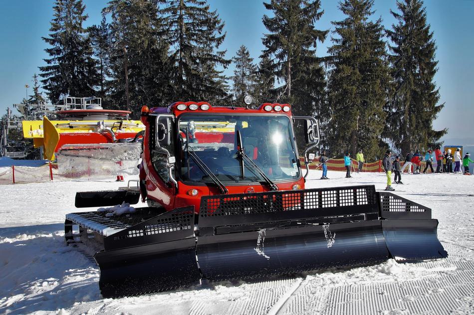 Groomer Snow Winter The Ski