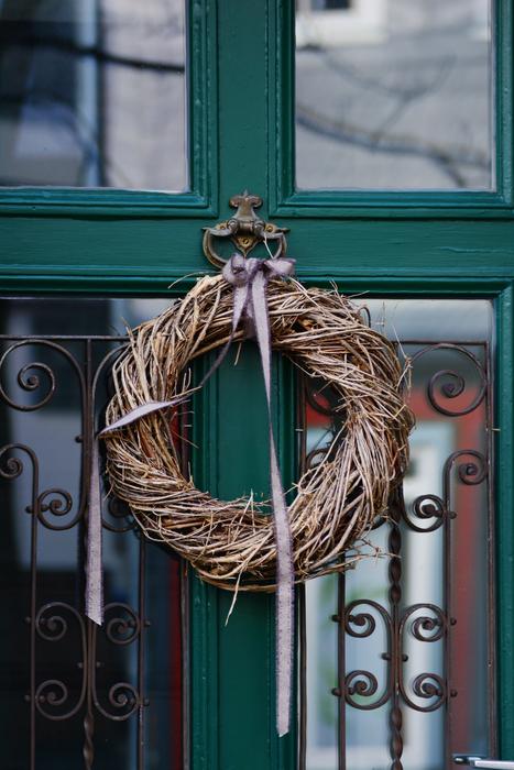 Door Wreath Front