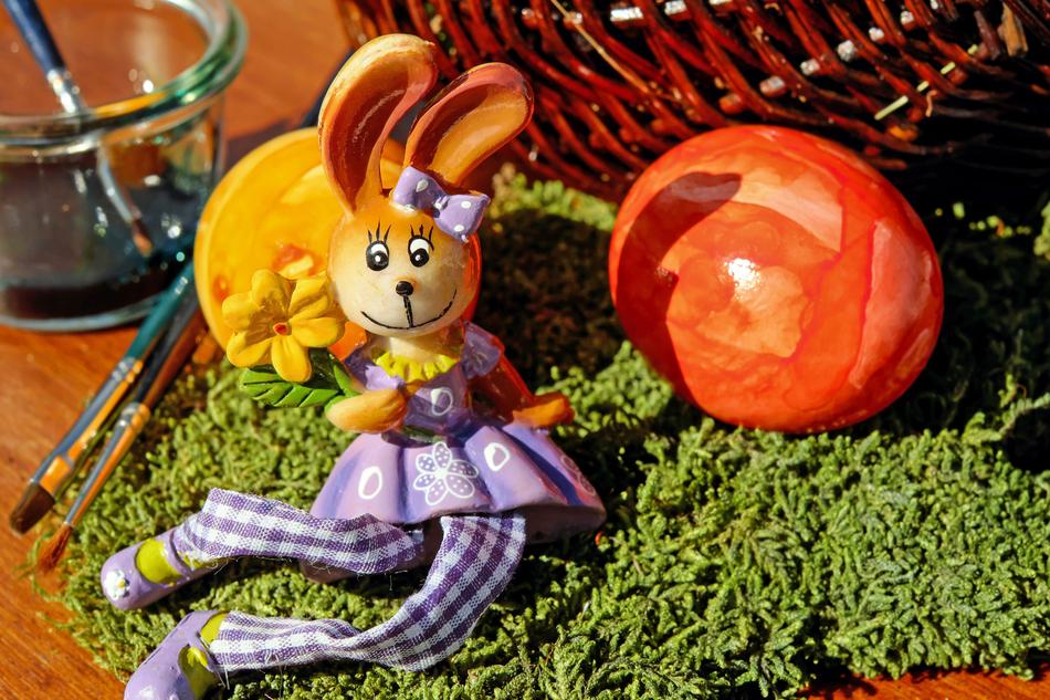cute bunny with eggs