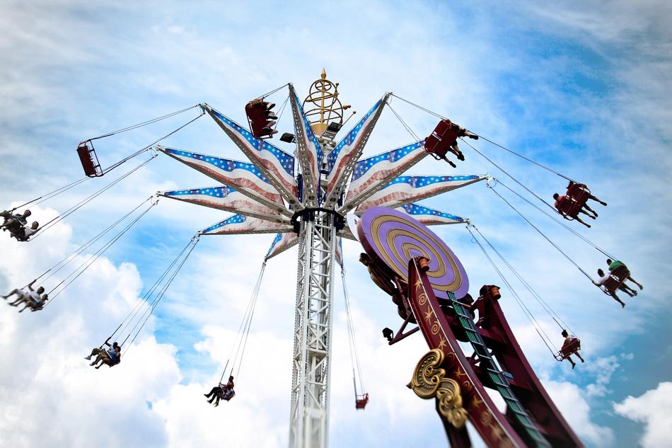 fun ride against the sky