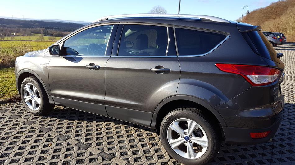 Ford Kuga Auto