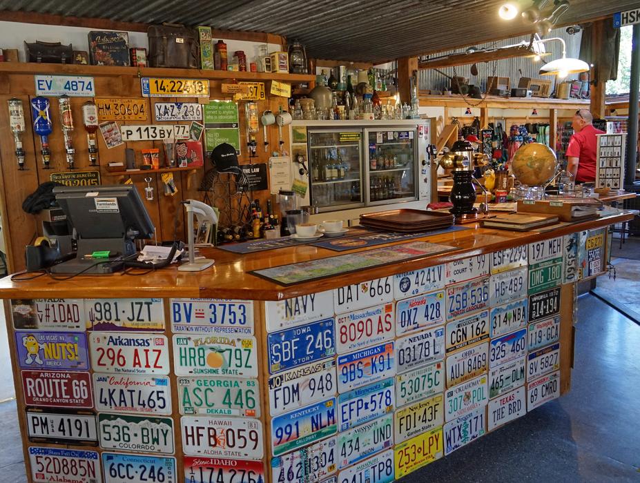 Bar Pub Deco License plates