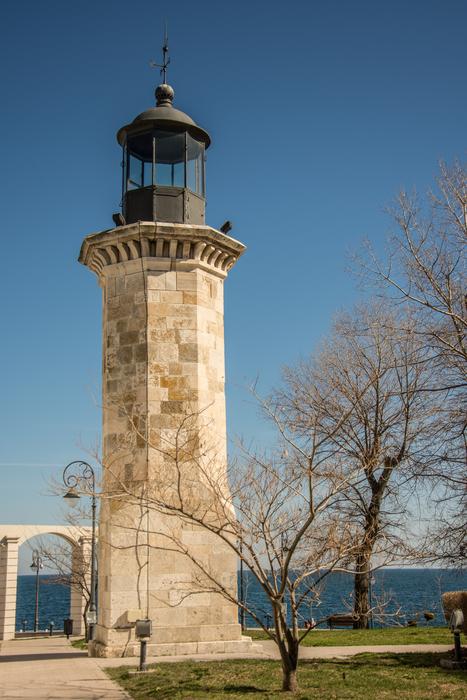 the lighthouse in the city by the sea