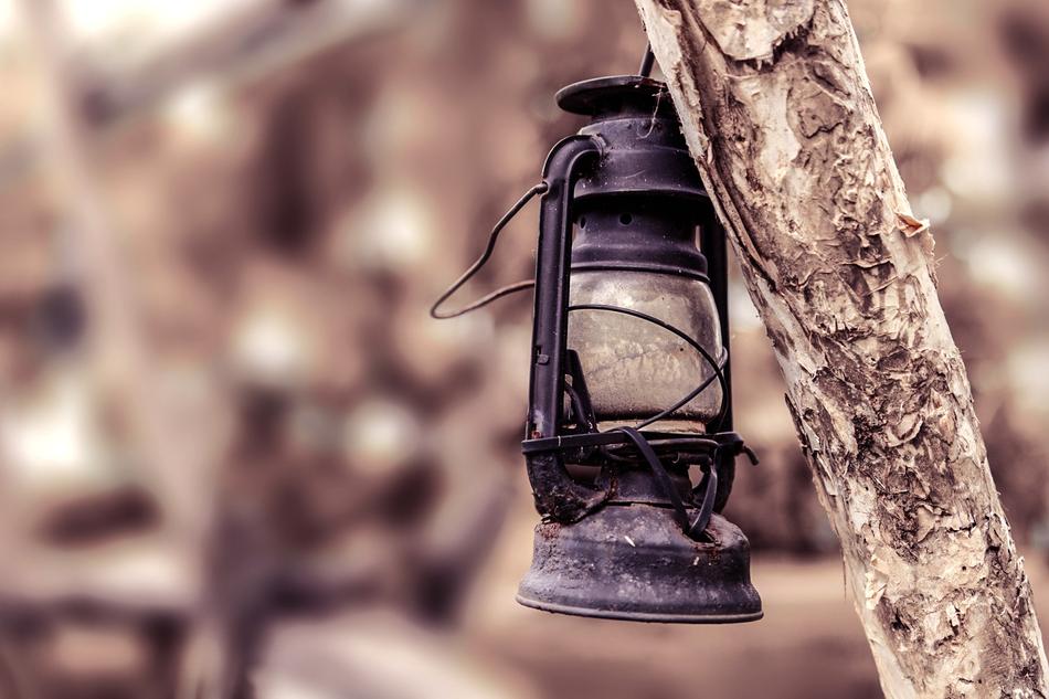 Old Lamp Light