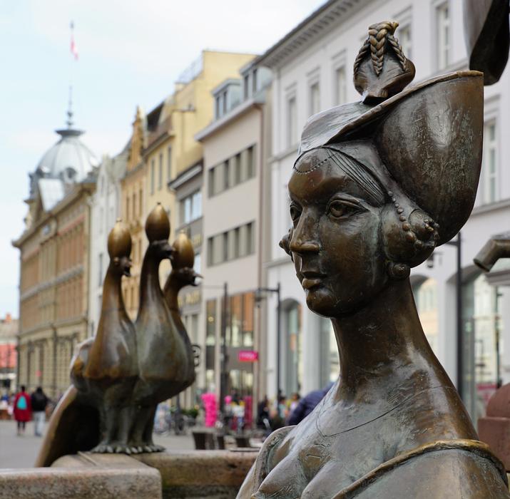 Statue Art Woman