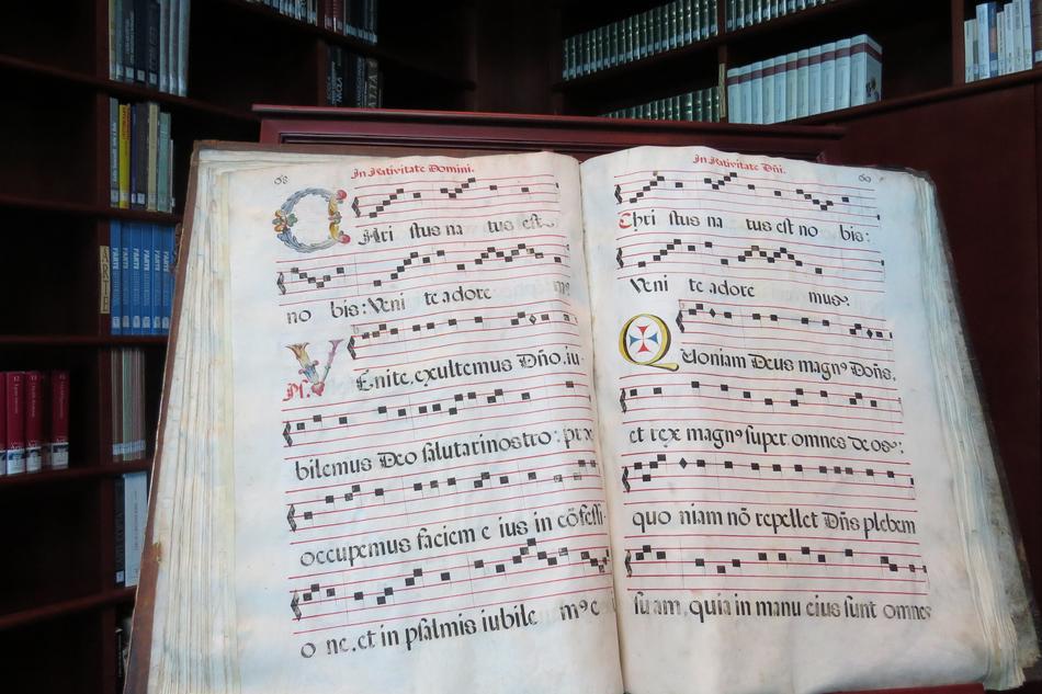 Latin Book Calligraphic