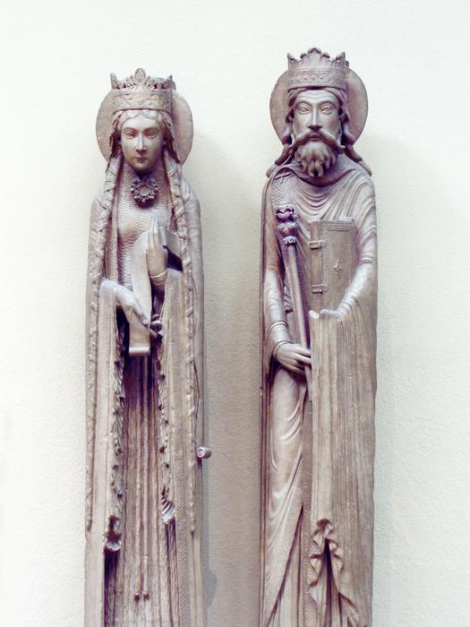 king and queen sculpture