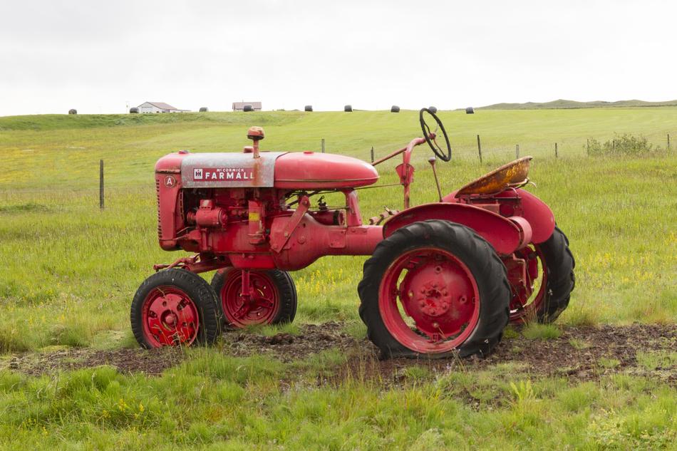 Iceland Tractor Tractors