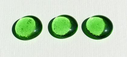 Pebbles Glass Green