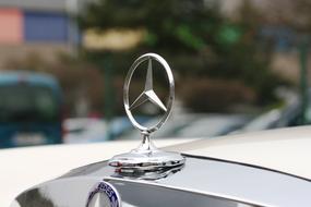 Mercedes Star Chrome