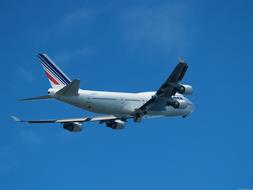 Sky Aircraft Long Courier