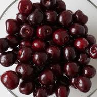juicy cherries in a bowl