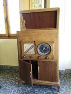 Turntable Radio