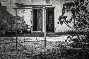 Swing Rusty Yard Old