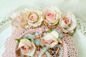 roses jewellery moonstone vintage