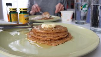 buttered pancakes