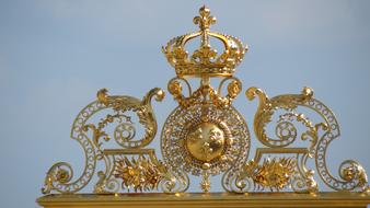Entry Grids Gilding