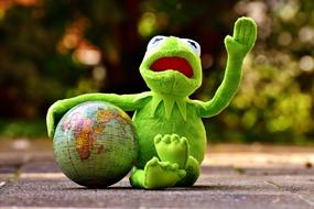 Kermit Holiday Greetings Soft Toy