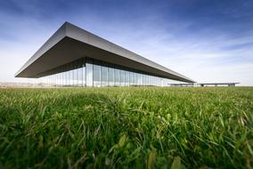 MoÃ«t Chandon Winery green grass