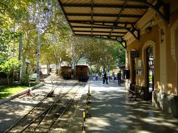 station stop for trains
