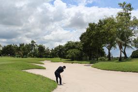 Thailand Golf Golfer Sand
