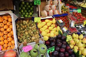 exposition of fruit at the market