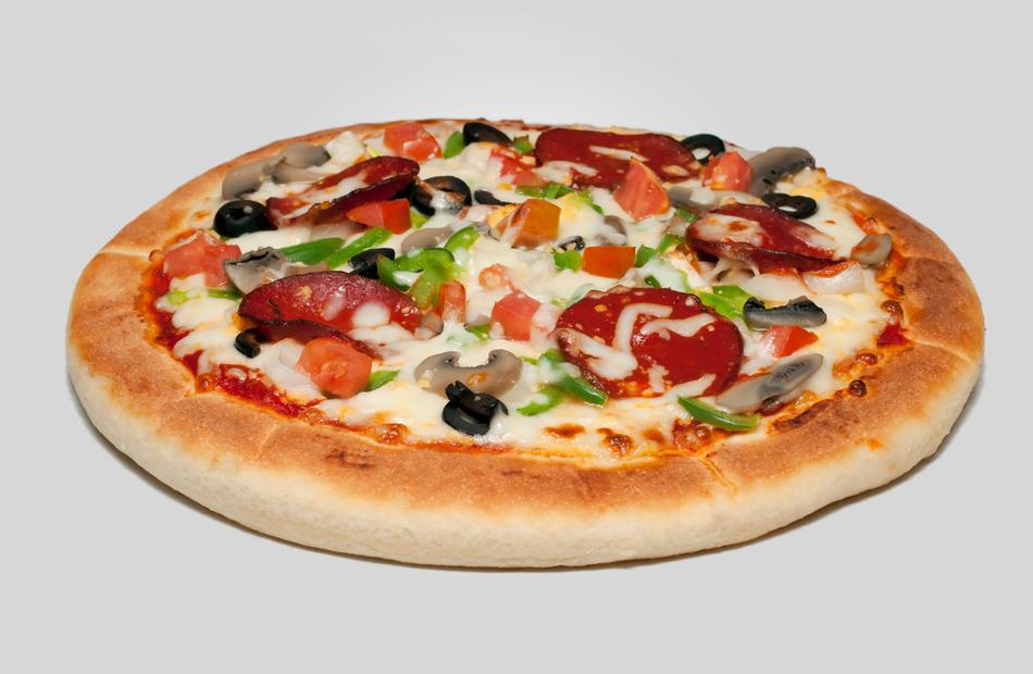 cheese pizza with peppers