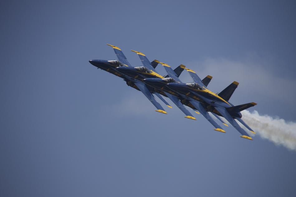 Blue Angels Air-Show Navy