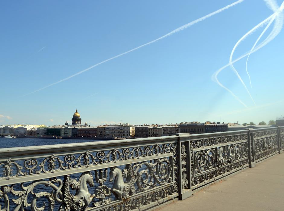 Lieutenant Schmidt Bridge