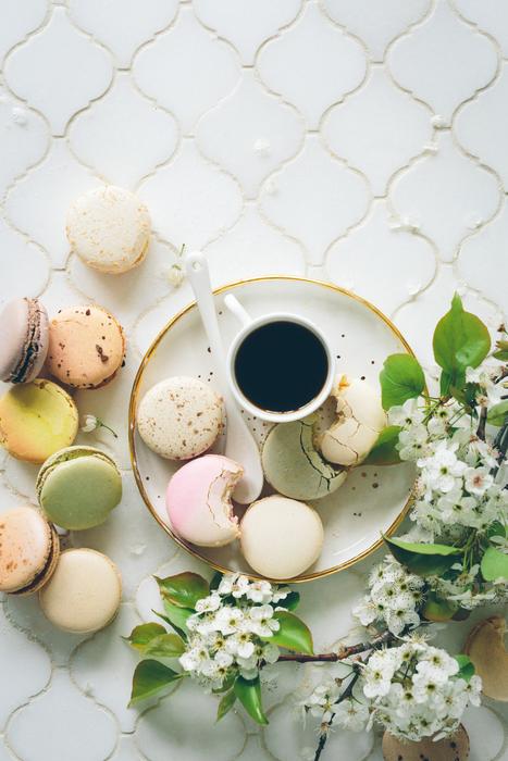 Brunch Macaroons Tea