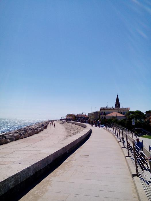 Along The Sea Summer