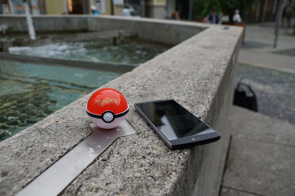 Smartphone Pokemon Go Pokeball