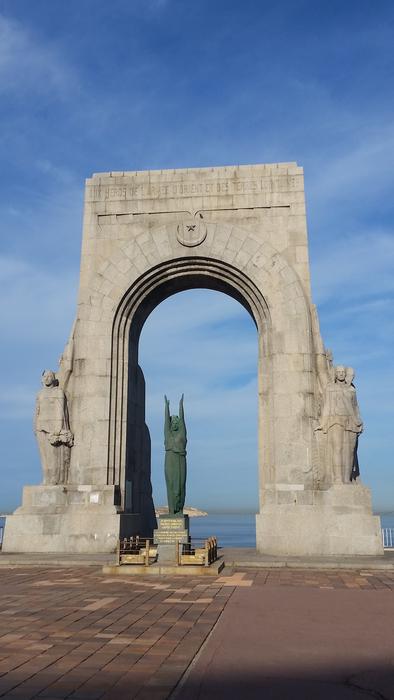 Monument Symbol