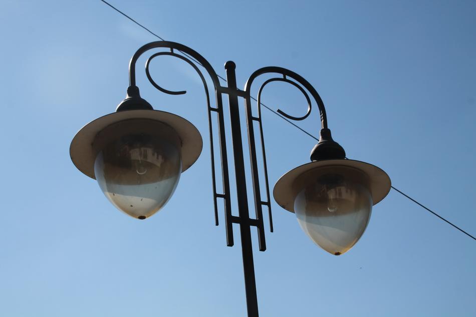 street decor lamp