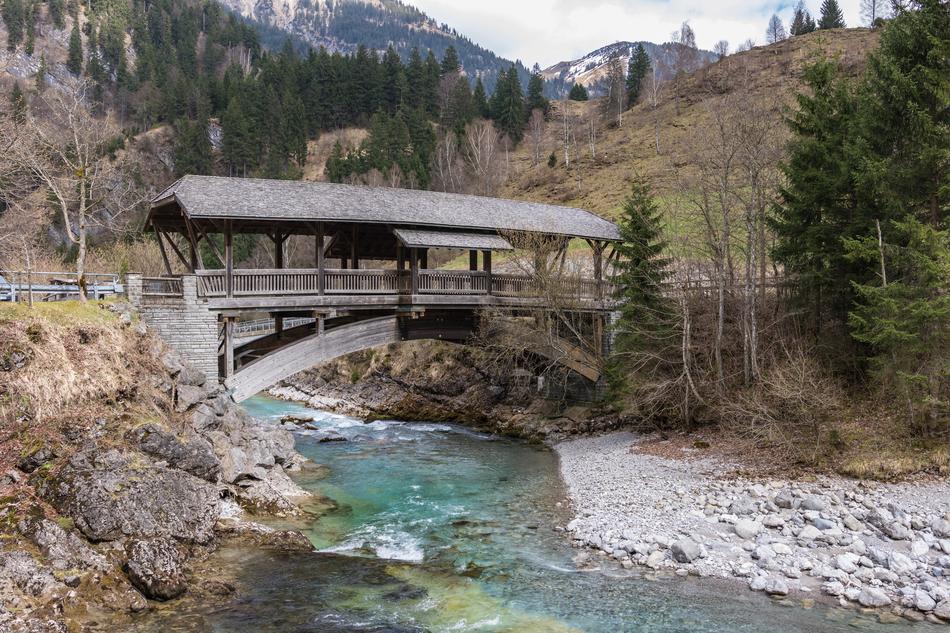 Ostrach Bridge Bad