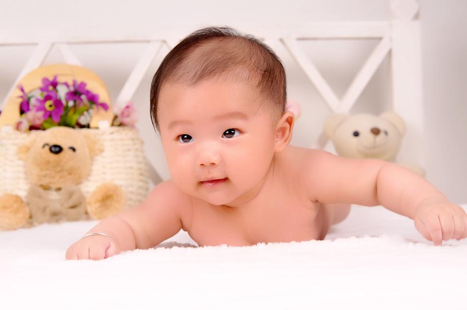 Baby Mother-To-Child