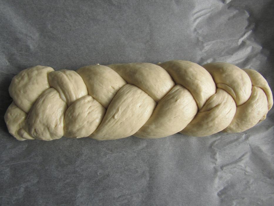 dough piece on the table