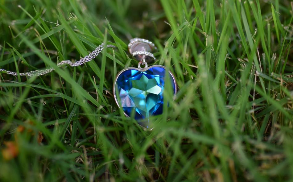 Necklace Blue Hart Diamond