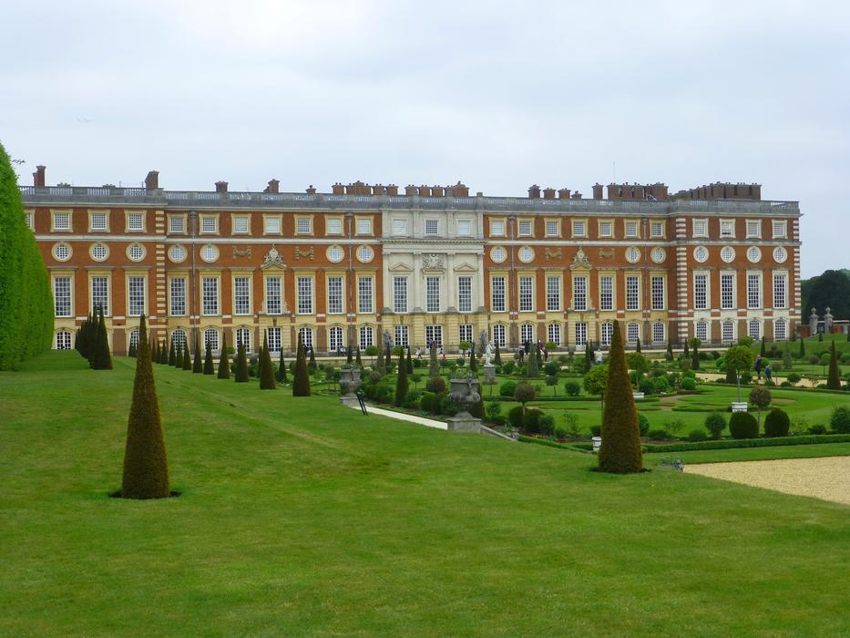 A beautiful palace in Britain