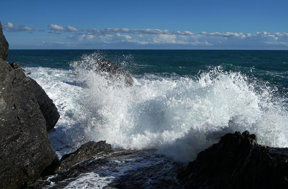 Sea Surf Rock
