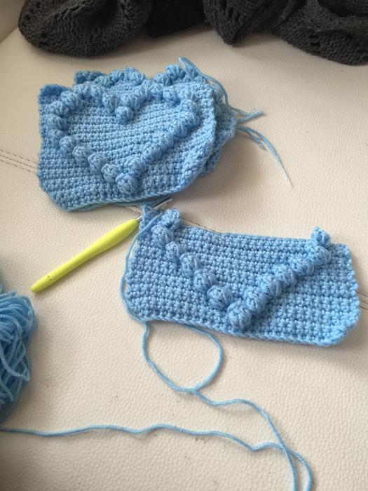 Knitting Baby blue