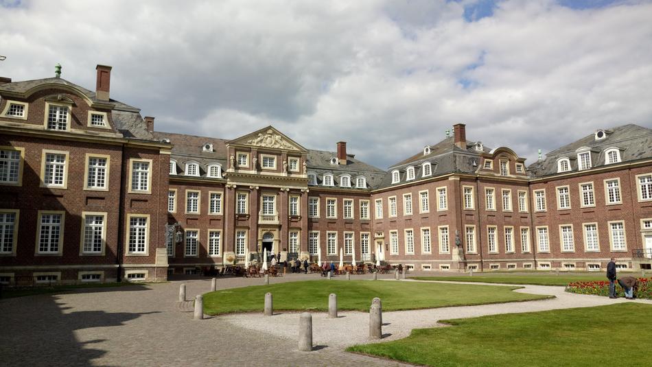 Castle Baroque Versailles North