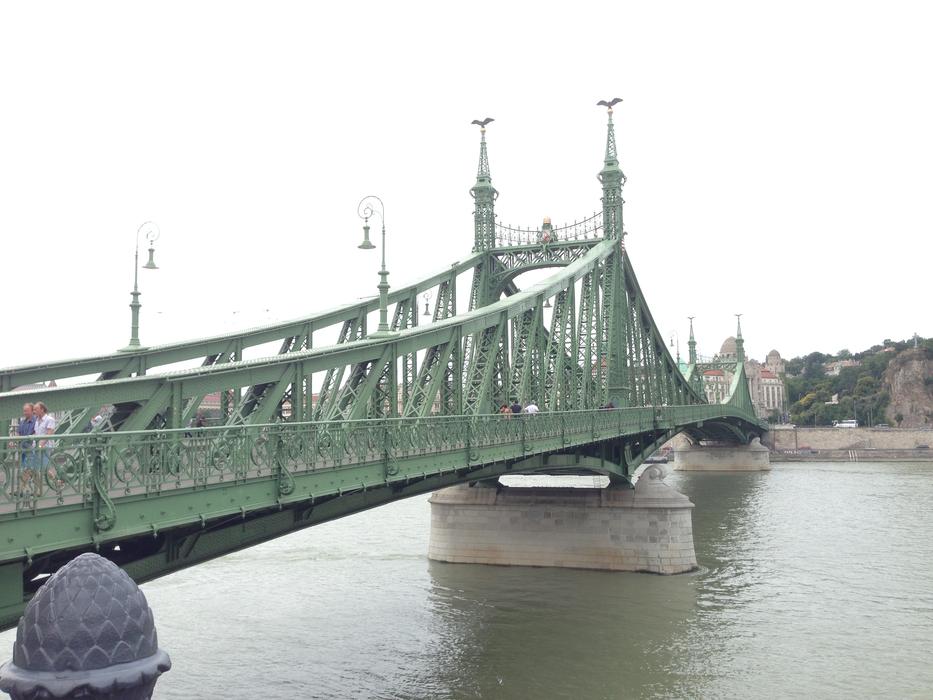 Budapest Bridge